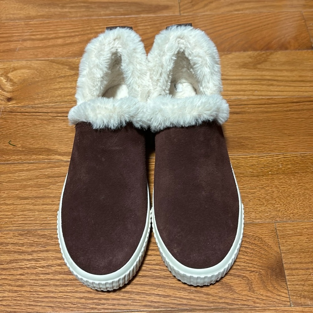 Timberland Skyla Bay Slip-On Burgundy Suede Shoe with Fur Lining
